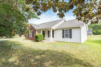 Main picture of 6532 David Ave