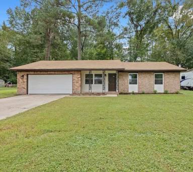 Main picture of 2821 Lambert Trl