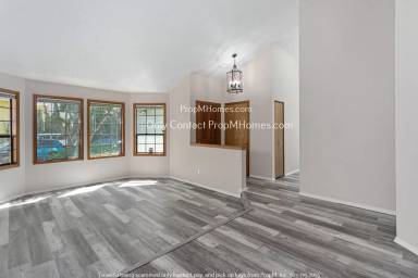 Main picture of 10636 SW 127th Ct