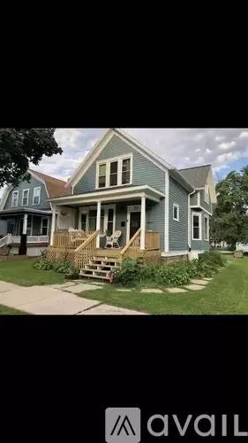Main picture of 117 S Oakland Ave