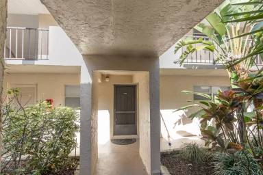 Main picture of Deland Oaks Condominiums