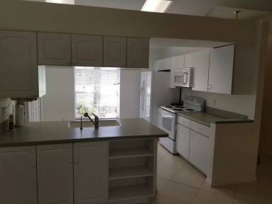 Main picture of 5634 NW Bluff Ct