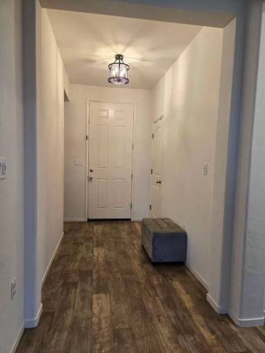Main picture of 1293 Wren Dr
