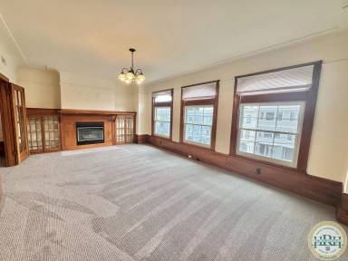 Main picture of 753-755 21st Ave