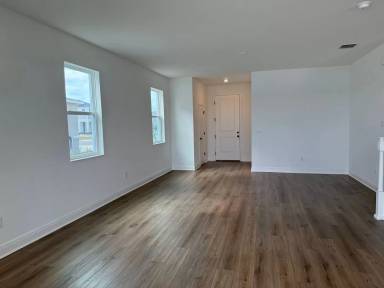 Main picture of 9395 Sandy Bluffs Cir