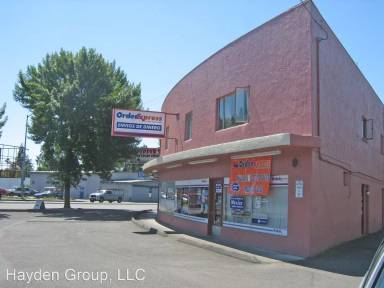 Main picture of 954 SE Baseline St