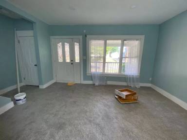 Main picture of 1410 Bellows St
