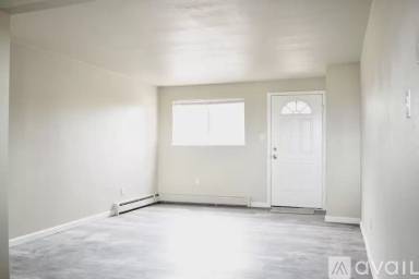 Main picture of 2545 King St