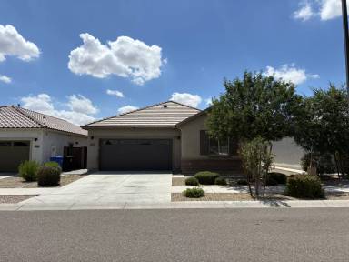 Main picture of 25386 N 143rd Ln