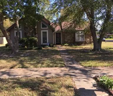 Main picture of 3378 Hallshire Dr