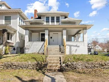 Main picture of 4131 W Broadway