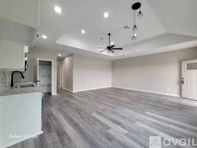 Main picture of 112 Coralee Ln