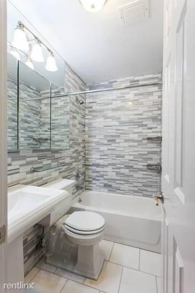 Main picture of 186 Avenue B