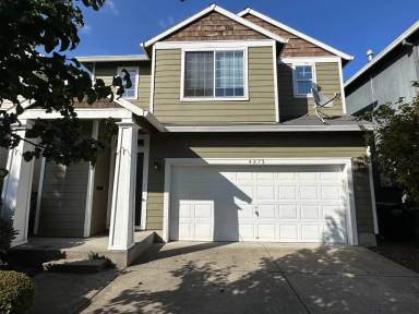 Main picture of 4275 SE Russell St