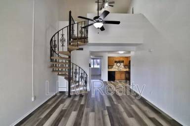 Main picture of Ramblewood Condominiums