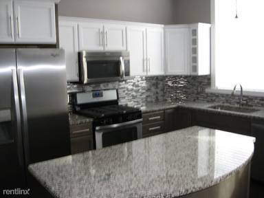 Main picture of 612 S Main St