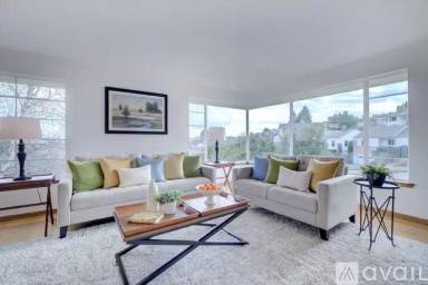 Main picture of 2662 37th Ave W