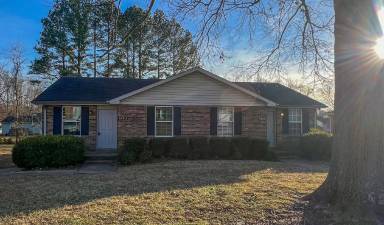 Main picture of 628 R S Bradley Blvd