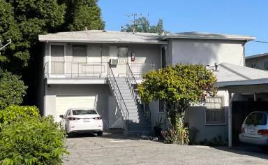 Main picture of 96 N Oak Ave
