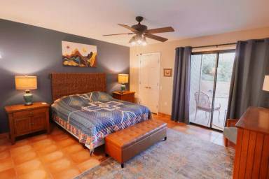 Main picture of 1230 W Camino del Pato