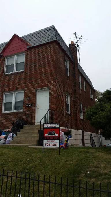 Main picture of 5156 Penn St