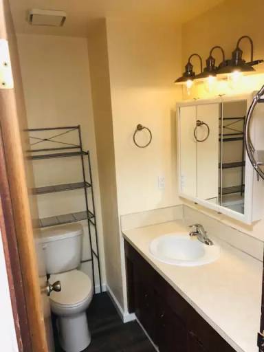 Main picture of 9241 Quinault Dr NE