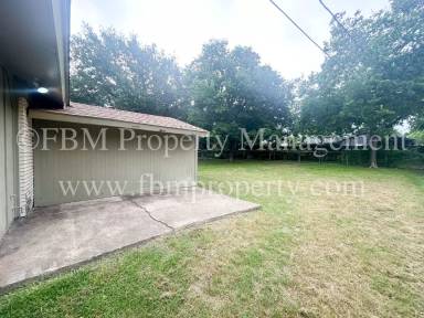 Main picture of 713 Phillips Dr