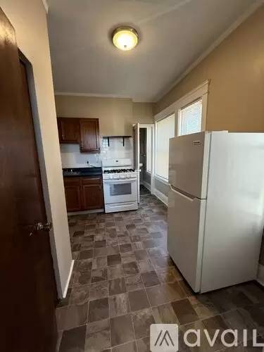 Main picture of 12933 Clifton Blvd