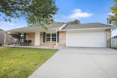 Main picture of 7438 Lyle Bend Ln