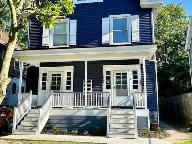 Main picture of 2033 Maple Ave