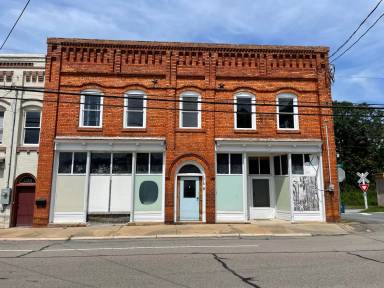 Main picture of 121A And B S Main St