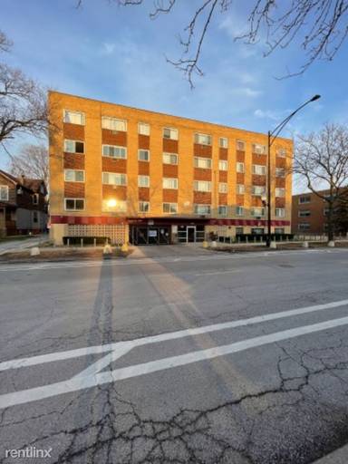 Main picture of 7733 S South Shore Dr Apartments