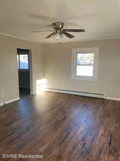 Main picture of 605 Hickory St