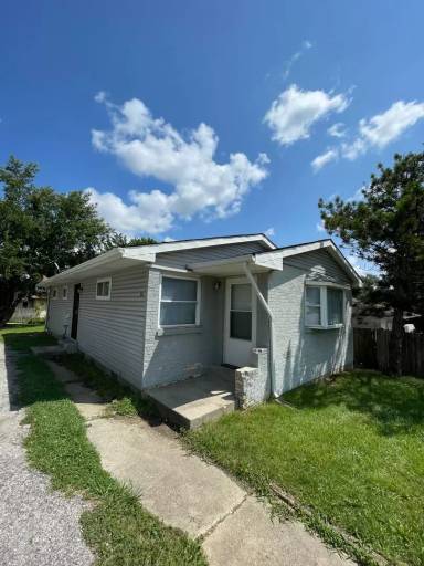 Main picture of 801 S Worth Ave