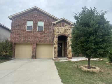 Main picture of 3012 Whitetail Chase Dr