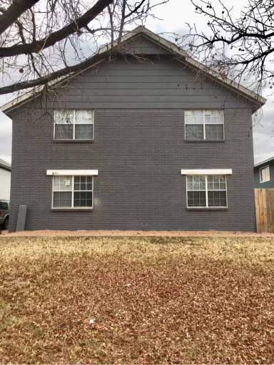 Main picture of 6411 S Newport Ave