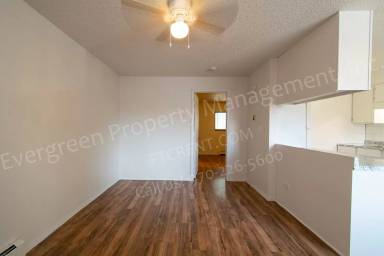 Main picture of 1428 S California Ave