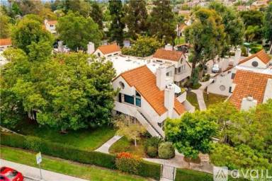Main picture of 363 N Melrose Dr