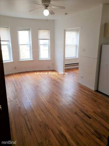 Main picture of 4501-4515 N Malden St