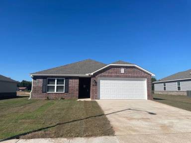Main picture of 3205 E Jace St