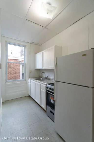 Main picture of 1532 S 6th St