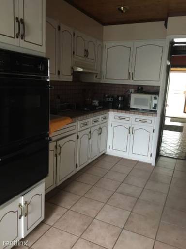 Main picture of 3202 Junction Blvd