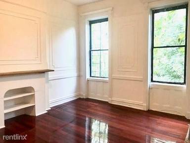 Main picture of 1020 Bedford Ave