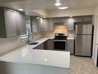 Main picture of 316 Littleton Ave