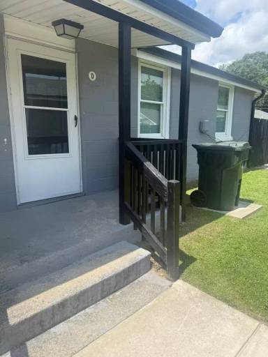 Main picture of 713 Black Creek Rd SE