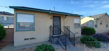 Main picture of 300 W Chapel St