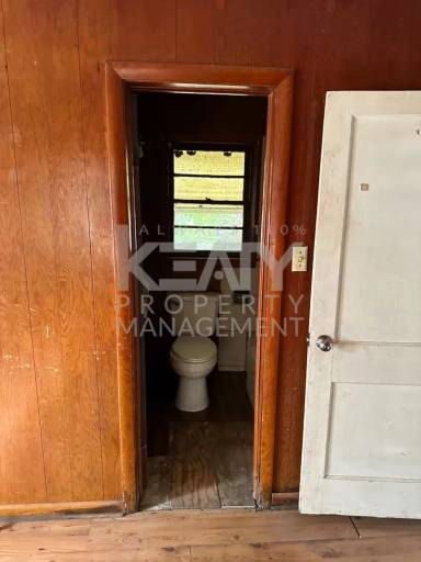 Main picture of 518 E Clay St