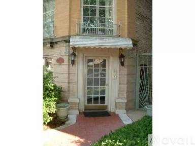 Main picture of 723 Dobson St