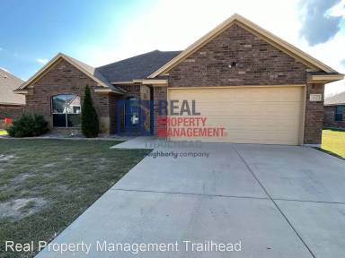 Main picture of 132 Redbud Ln