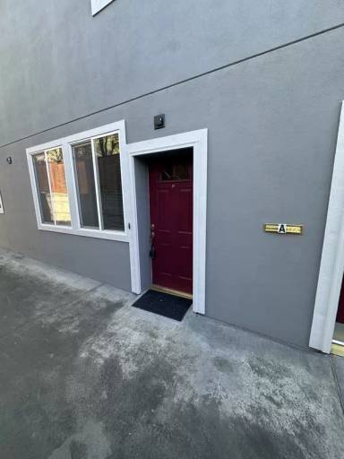 Main picture of 5106 Green Lake Way N